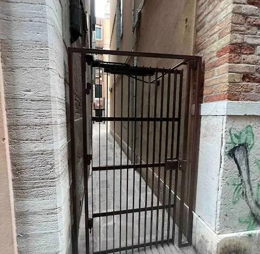 Palazzo Castelli Apartman Velence